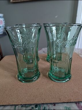 Set of 4 Vintage Libbey Coca-Cola "Georgia Green" Flared Glasses – Classic Scrip